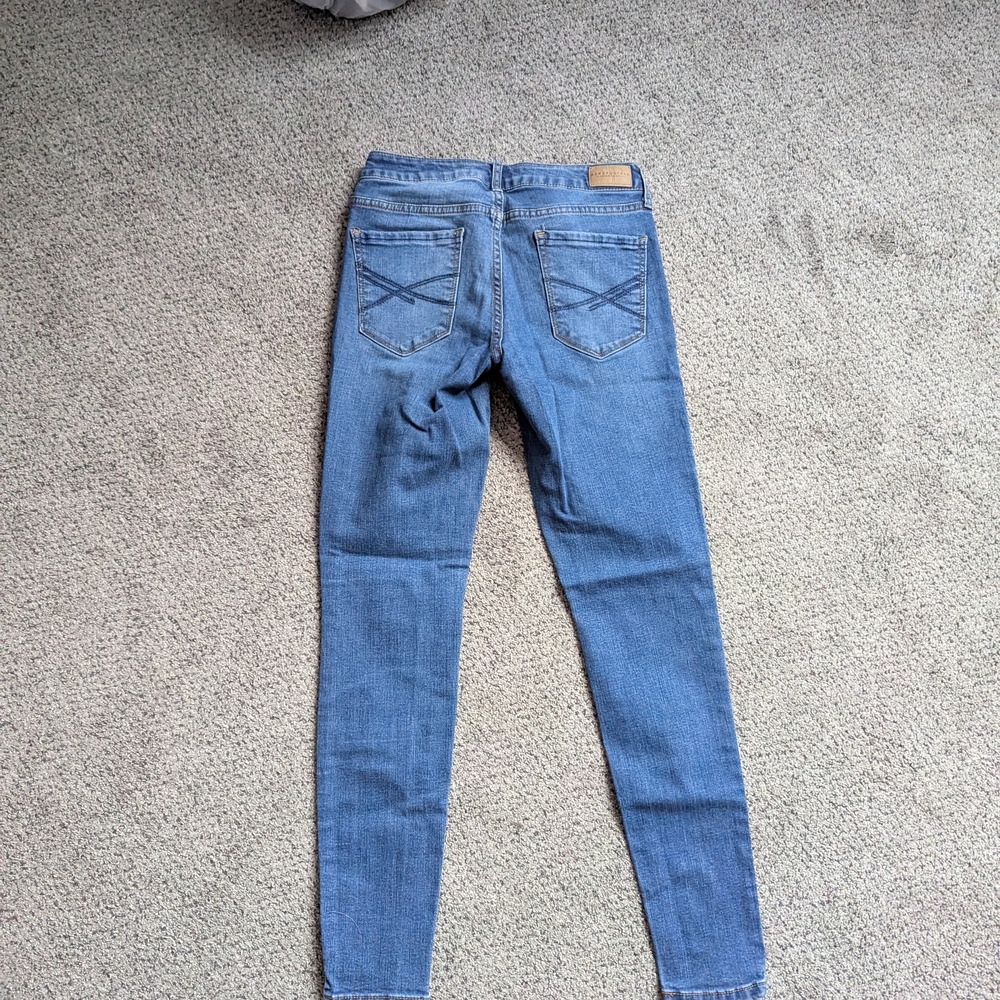 Aeropostale Women's Blue Jeans - Picture 4 of 4